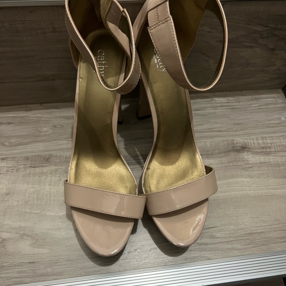 Women's Nude Heels